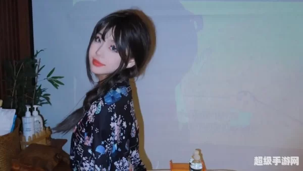 可以强X女NPC的手机游戏